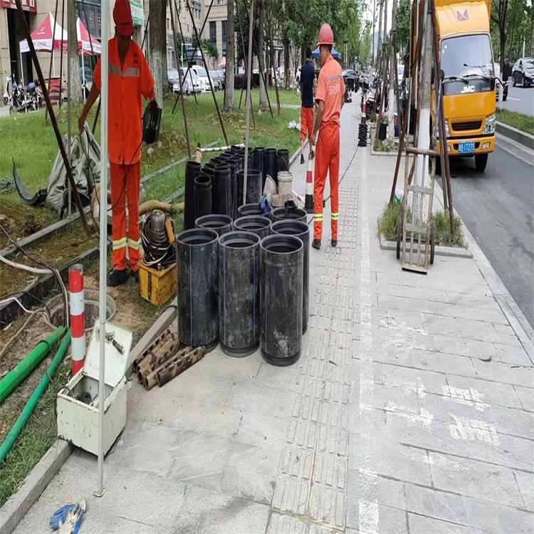 青湖路街道管道短管置换修复