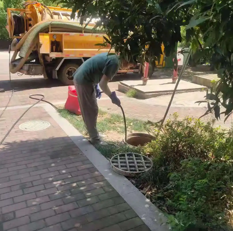 青湖路街道市政排污管道清淤疏通——专业团队，让您全程省心！