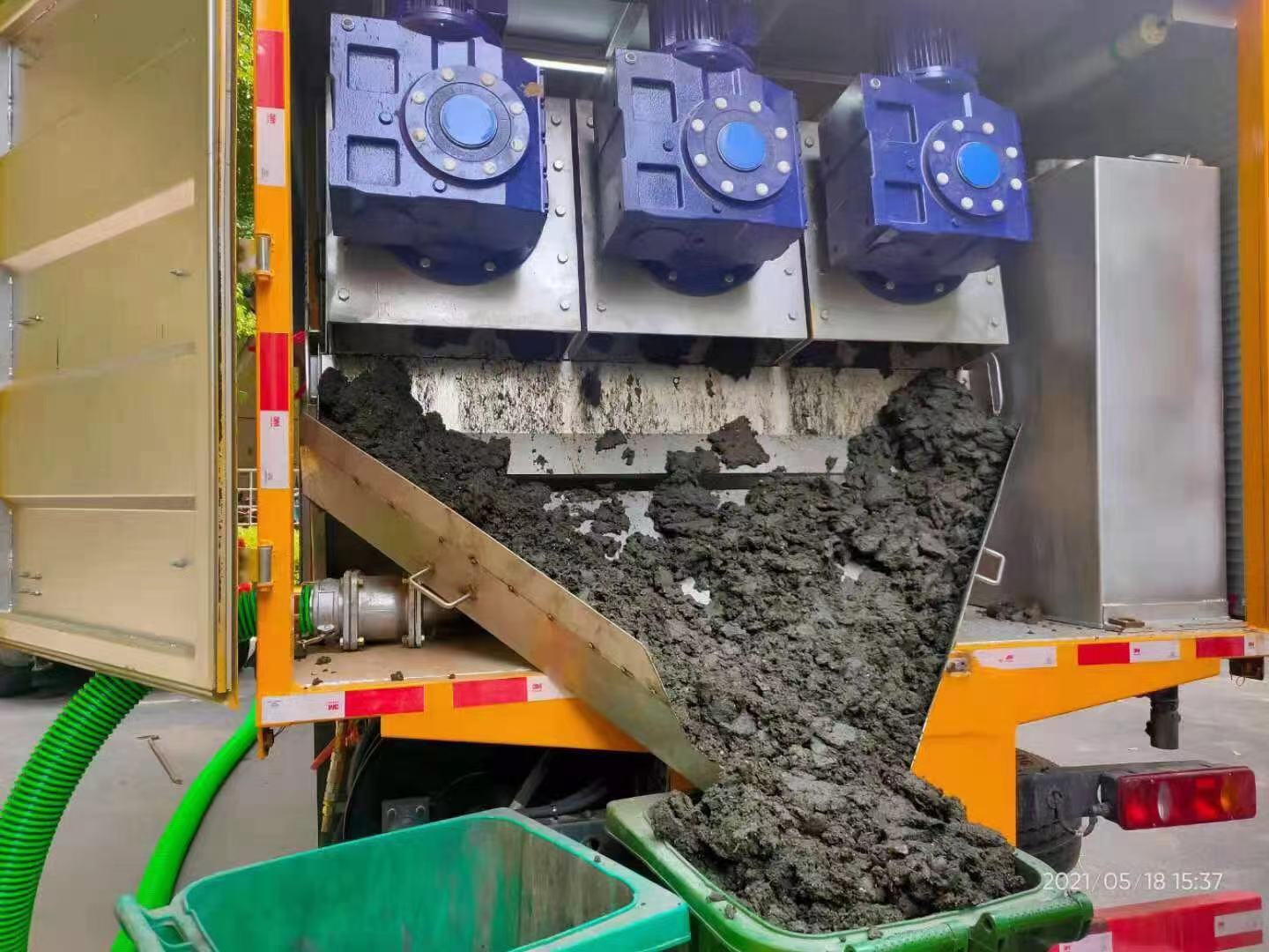 青湖路街道化粪池清掏城市维护站-泥浆净化干湿分离处理